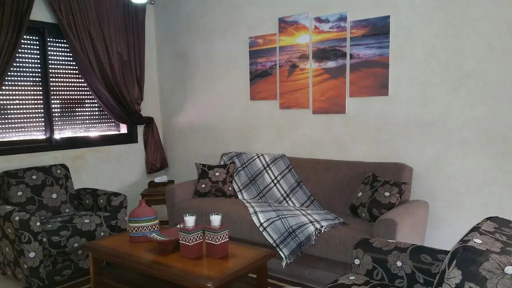 Mouzdalifa Apartment In City Center Марракеш
