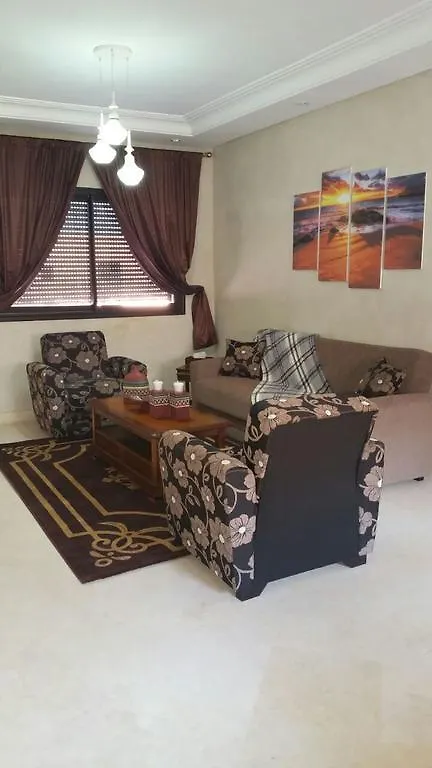 Mouzdalifa Apartment In City Center Марракеш