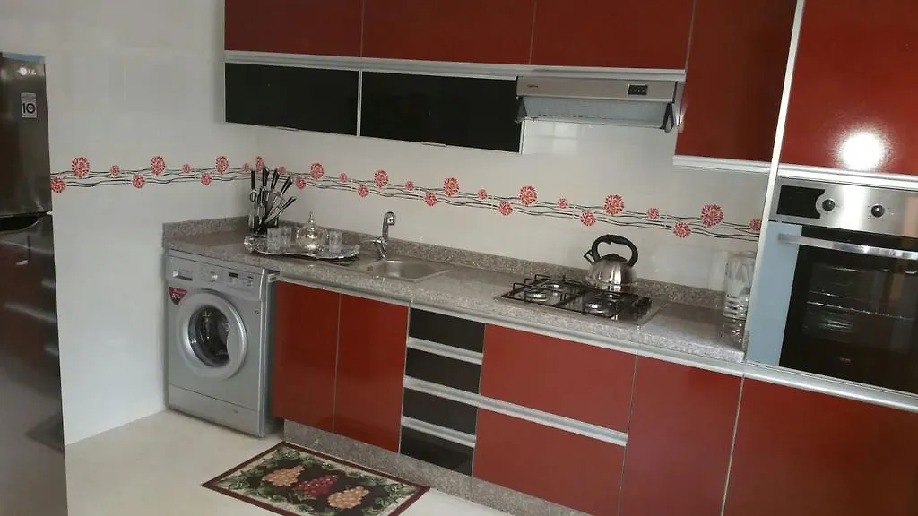 Mouzdalifa Apartment In City Center Марракеш